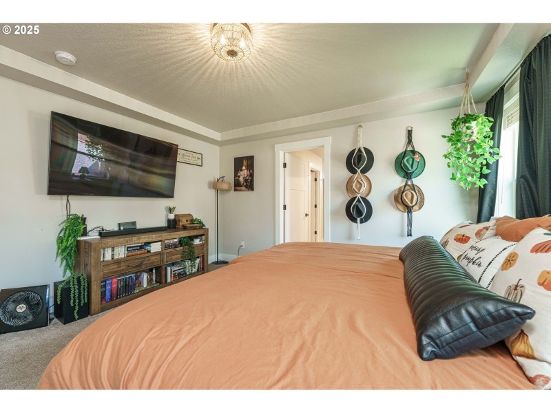 Bedroom, Owner's Suite
