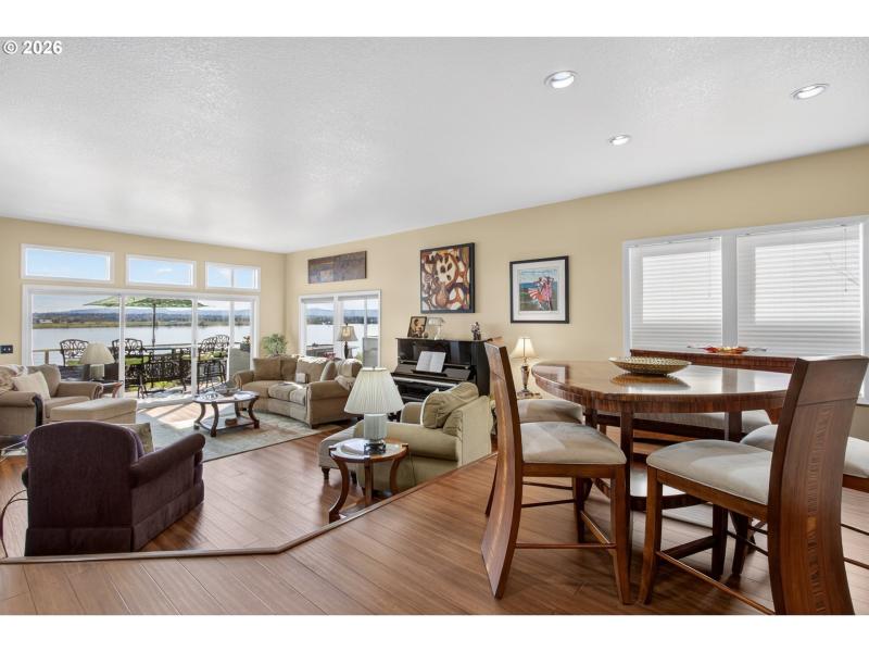 Living Room/Dining Room