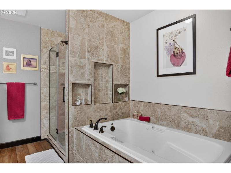 Owner's Suite Bathroom