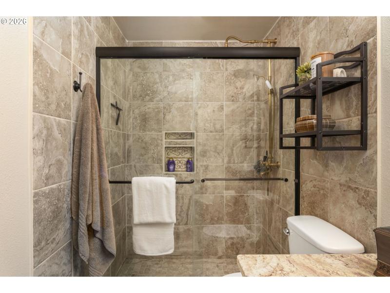 Owner's Suite Bathroom