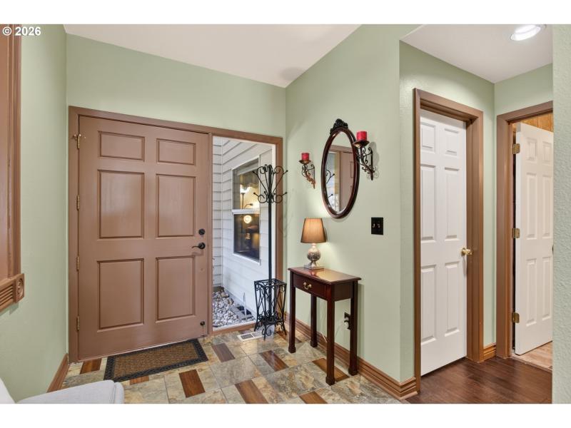 Entrance/Foyer