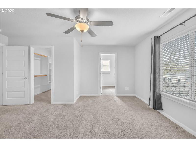 Bedroom, Primary