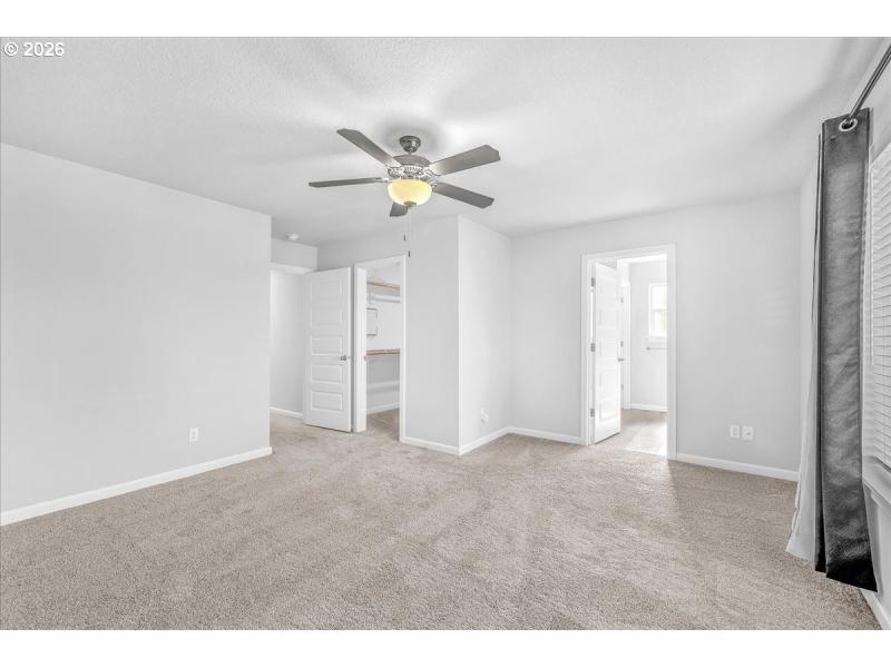 Bedroom, Primary