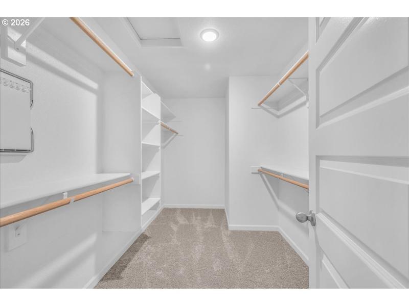 Bedroom, Primary
