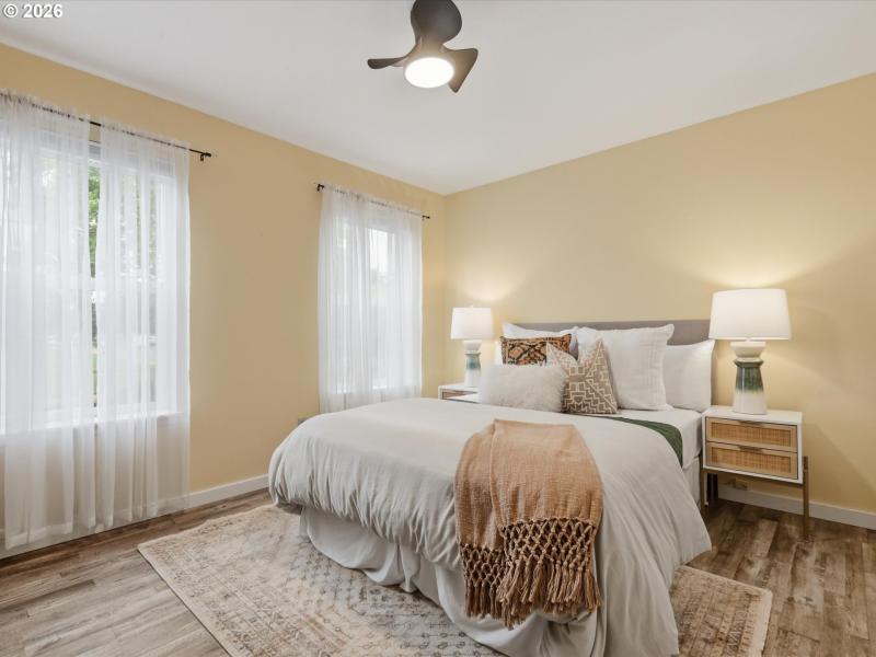 Bedroom, Primary