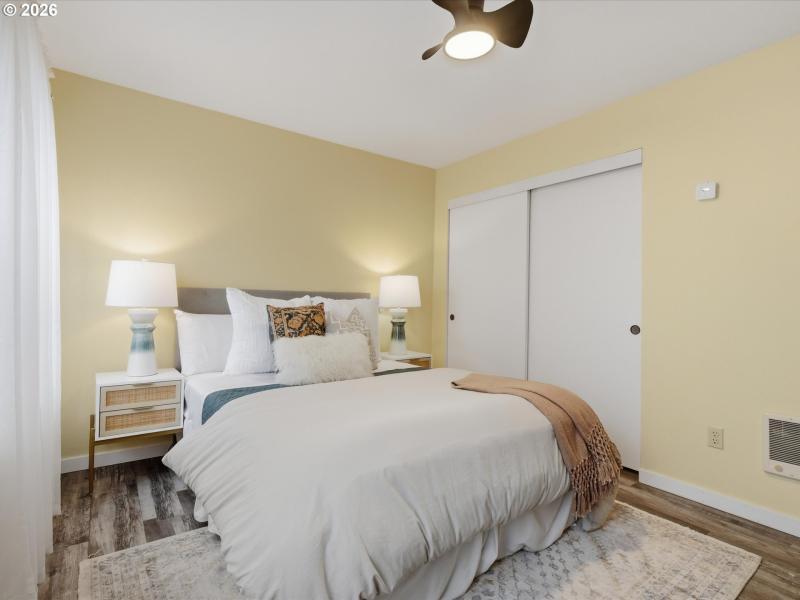 Bedroom, Primary
