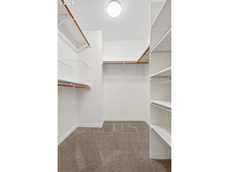 Bedroom, Primary