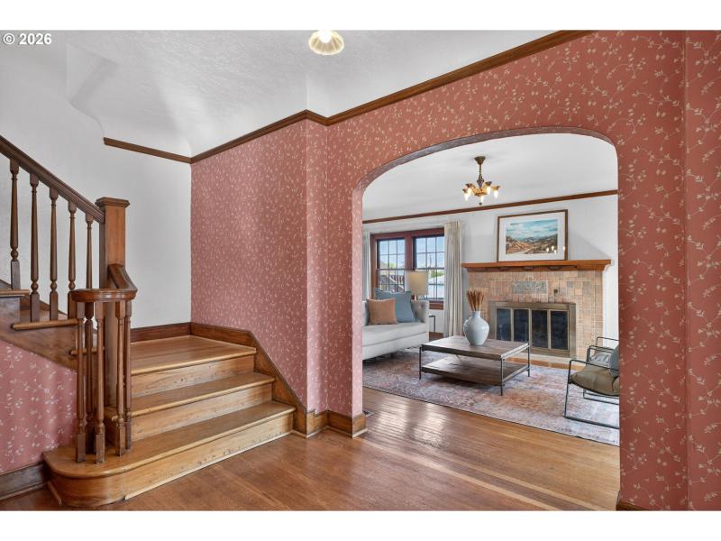Entrance/Foyer