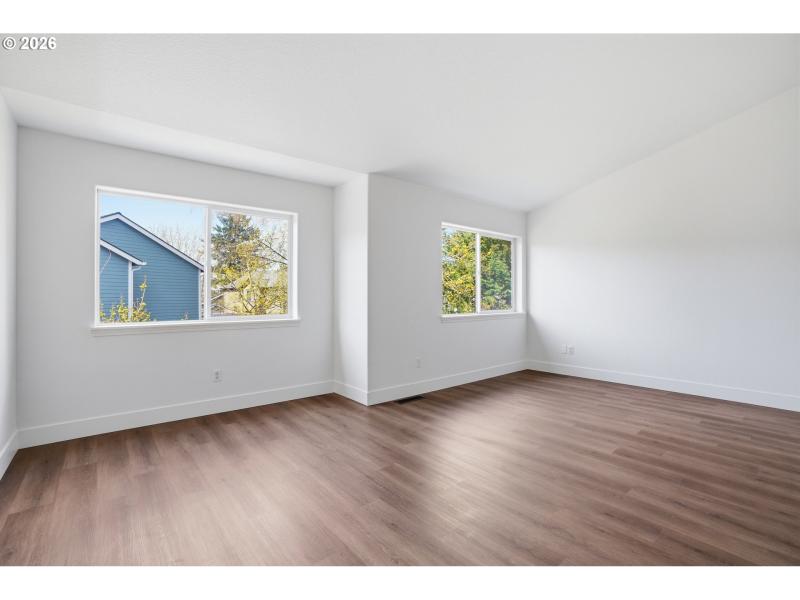 Bedroom, Primary