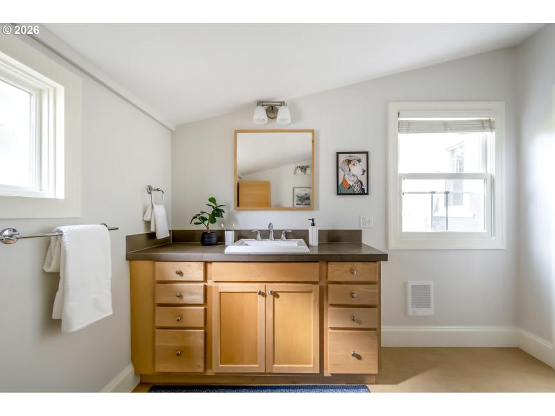 En Suite Bathroom