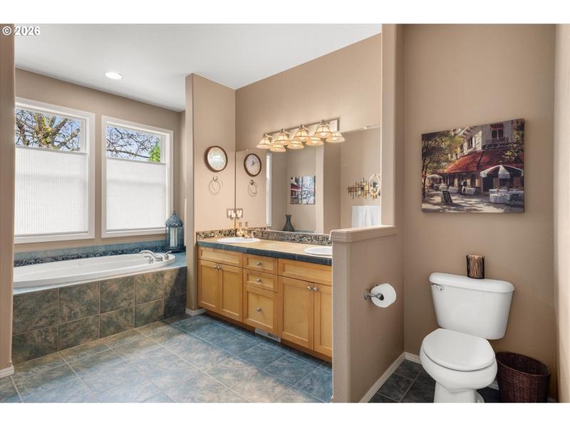 En Suite Bathroom
