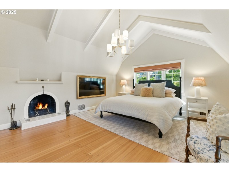 Bedroom, Owner's Suite