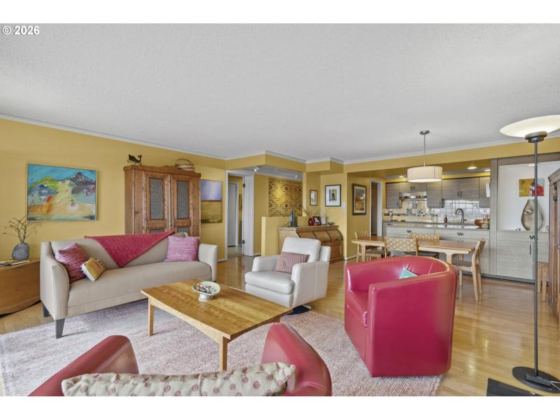 Living Room/Dining Room