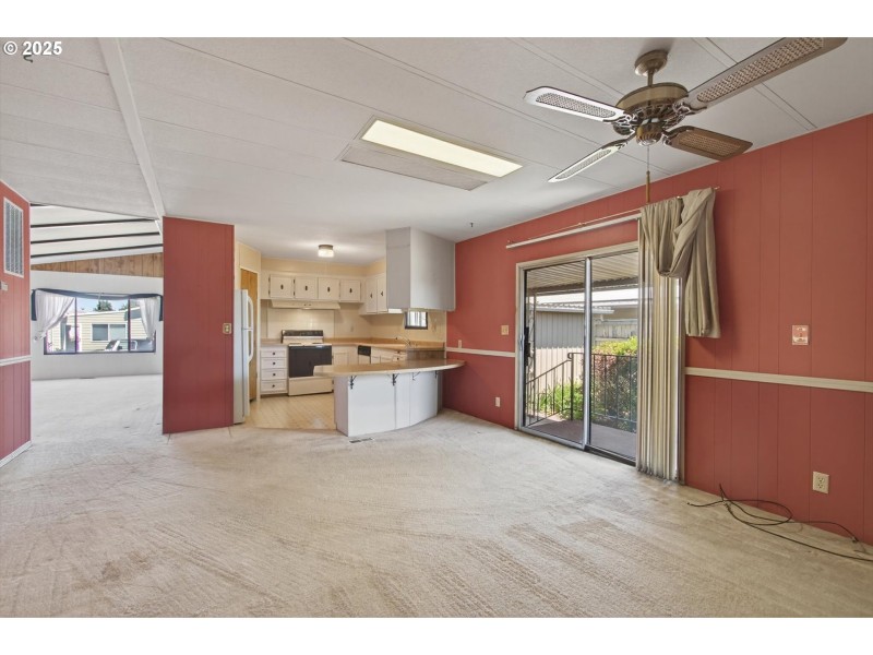 Kitchen/Family Room