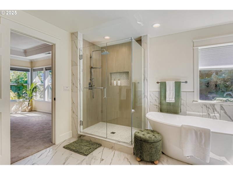 Owner's Suite Bathroom