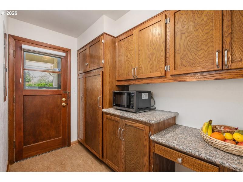 Butler's Pantry