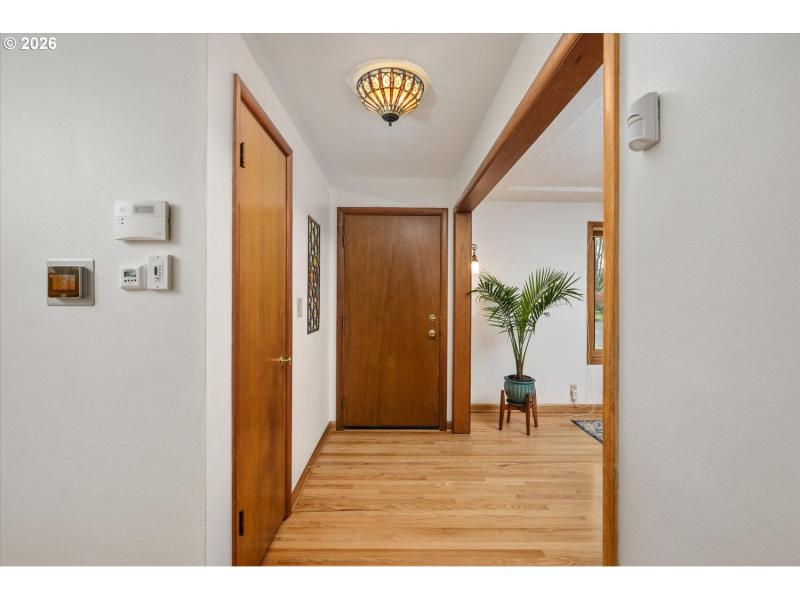Entrance/Foyer