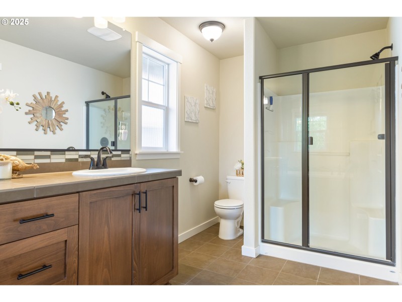 Owner's Suite Bathroom