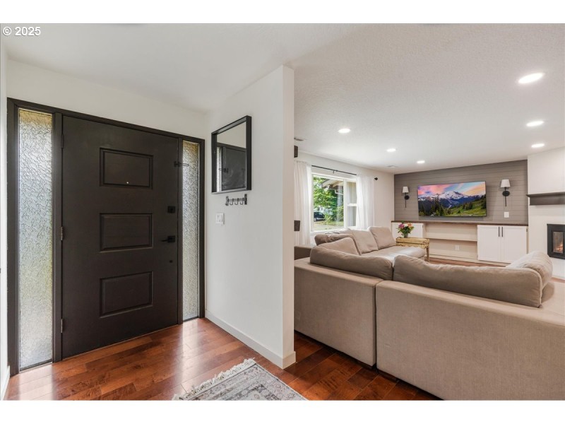 Entrance/Foyer