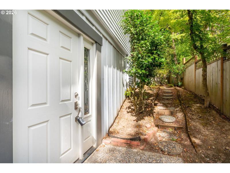 Entrance/Foyer