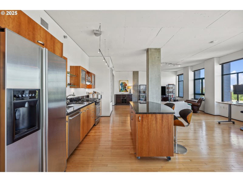 Kitchen/Living Room
