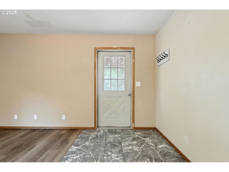 Upstairs Unit