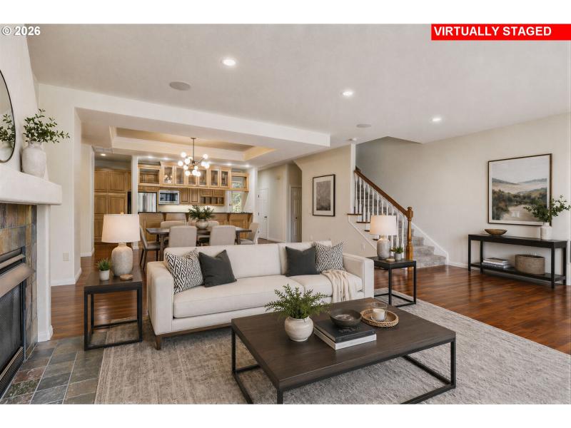 Living Room/Dining Room