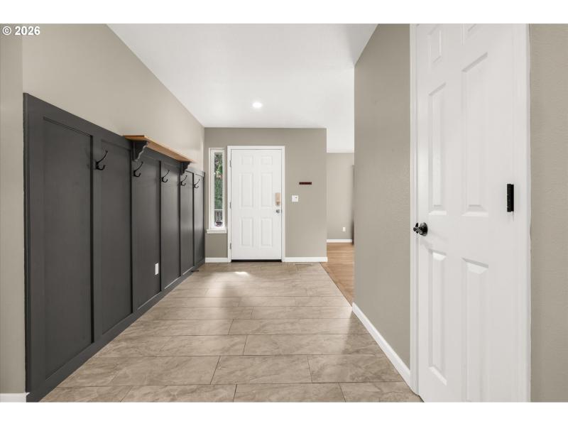 Entrance/Foyer