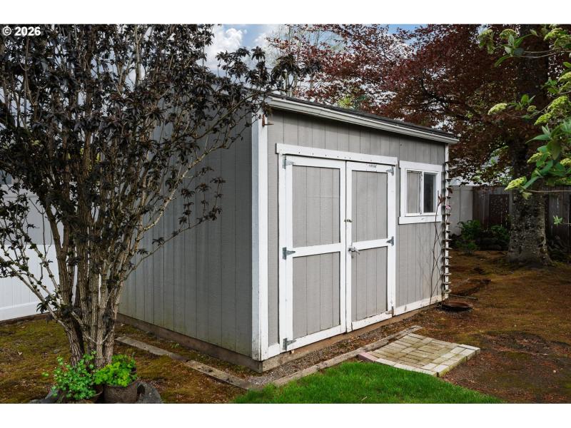 Shed