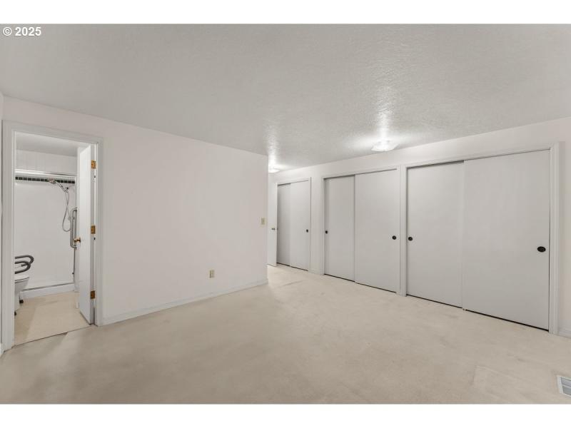 Bedroom, Owner's Suite