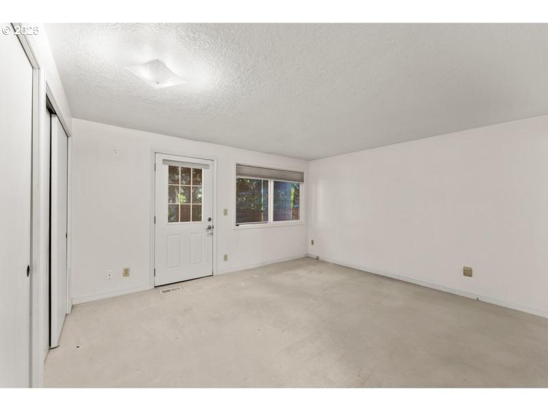 Bedroom, Owner's Suite