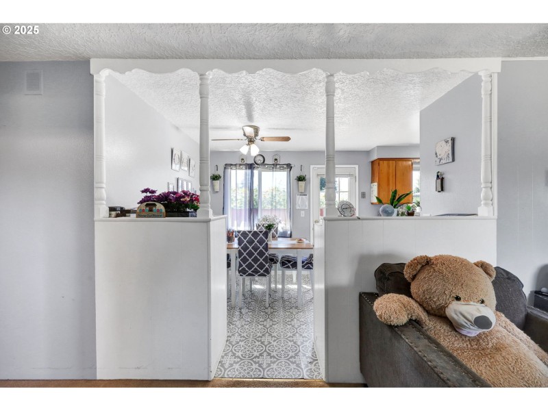 Living Room/Dining Room