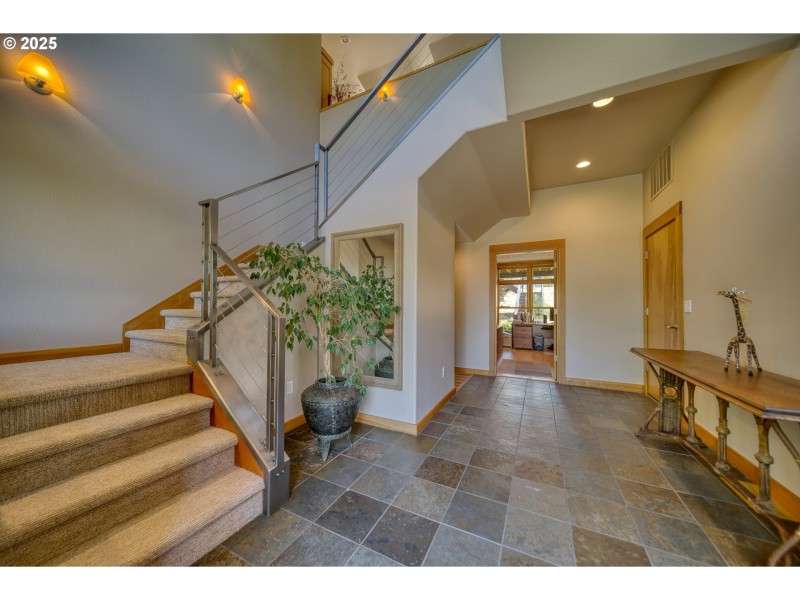 Entrance/Foyer