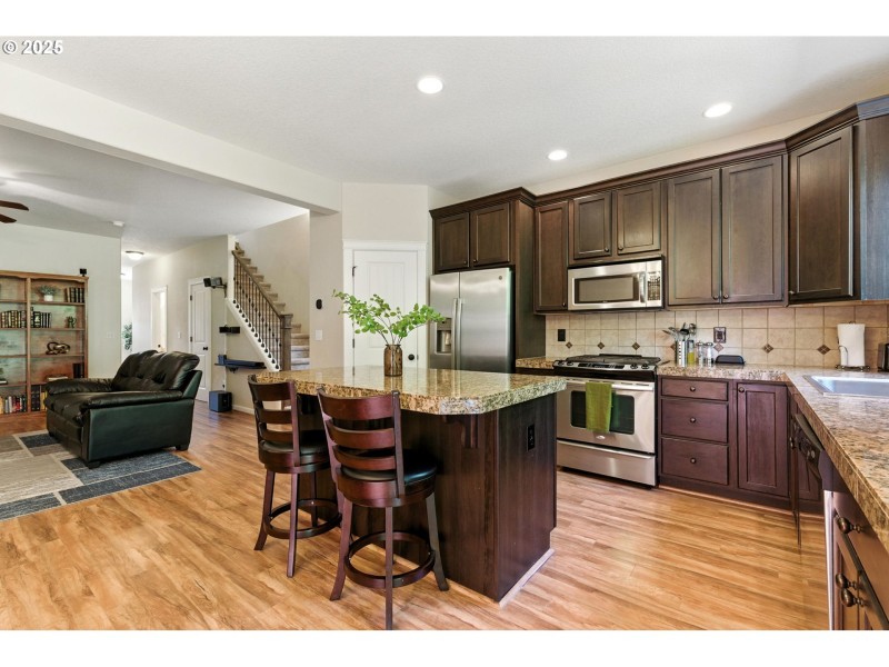 Kitchen/Living Room