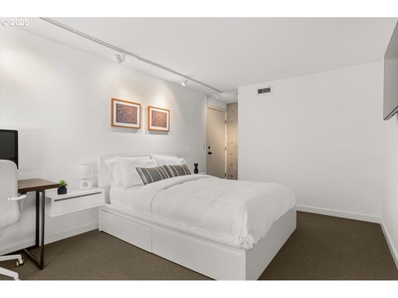 Guest Quarters