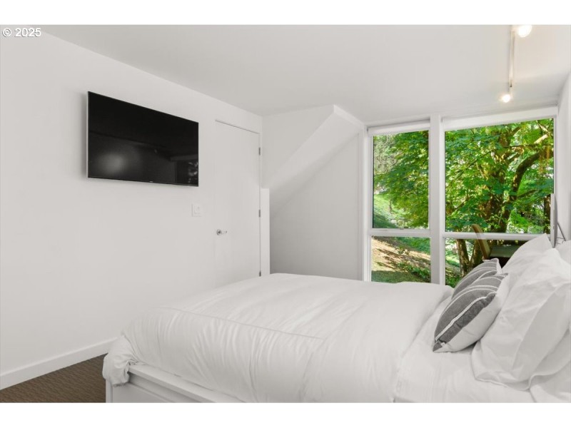 Guest Quarters
