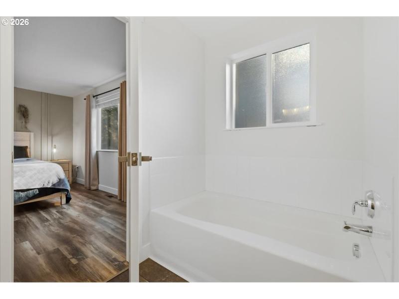 Owner's Suite Bathroom