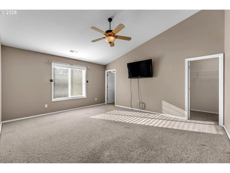 Bedroom, Owner's Suite