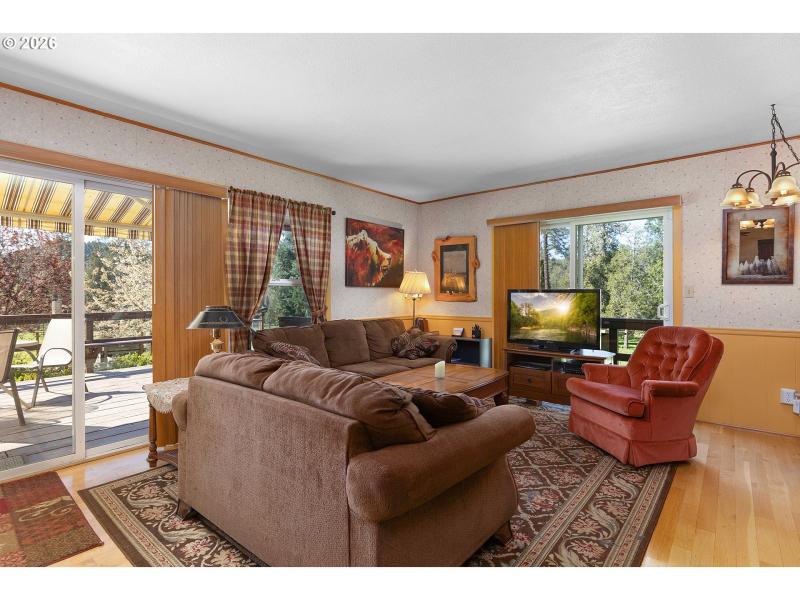 Living Room/Dining Room