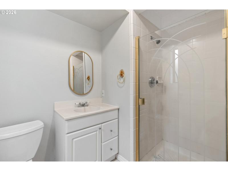Bathroom, Attached