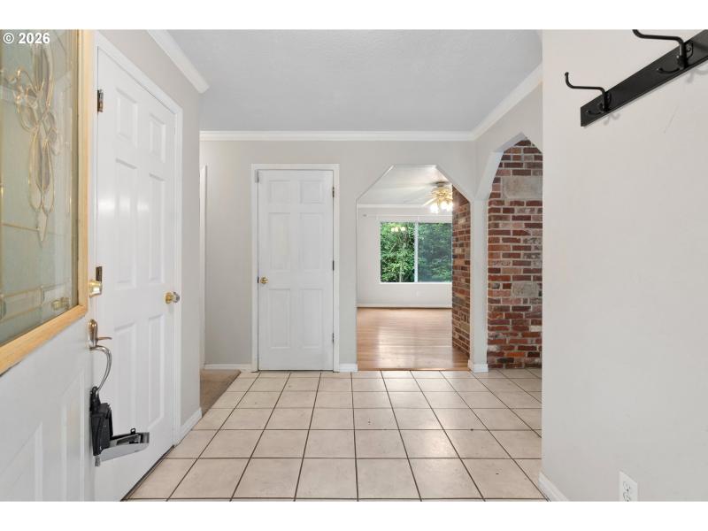 Entrance/Foyer