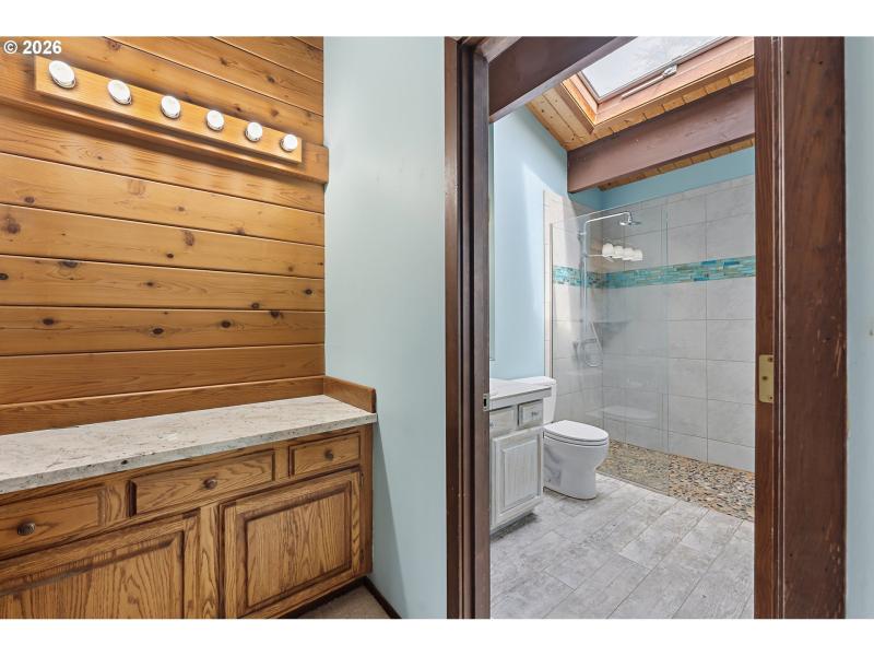 Owner's Suite Bathroom