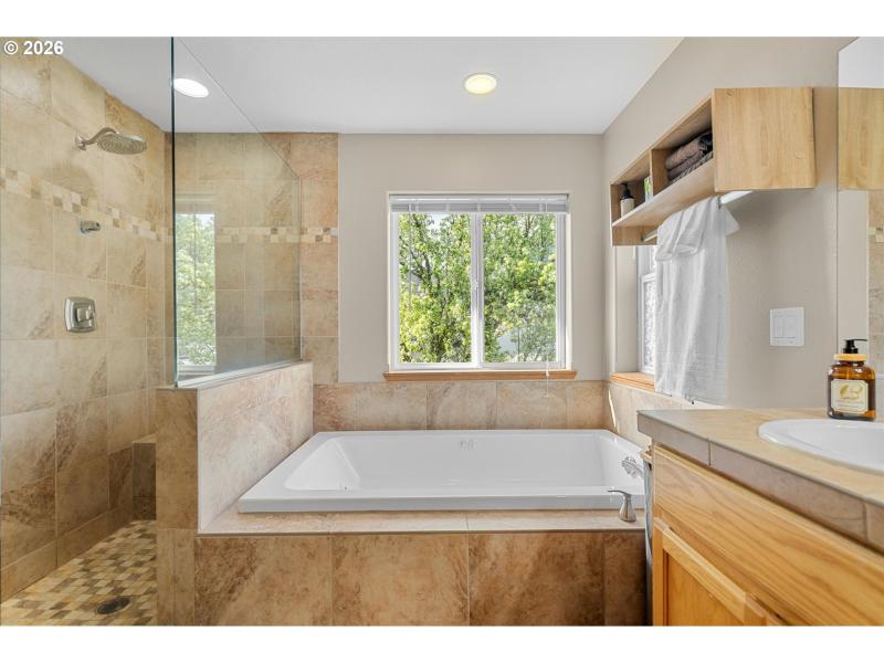 Owner's Suite Bathroom