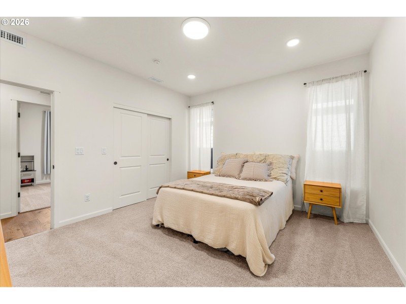 Bedroom, Owner's Suite