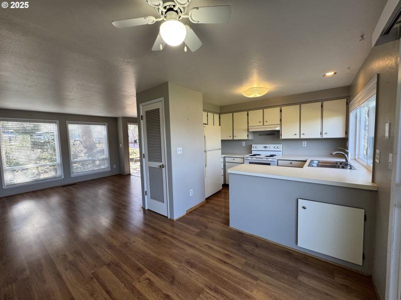 Living Room/Dining Room