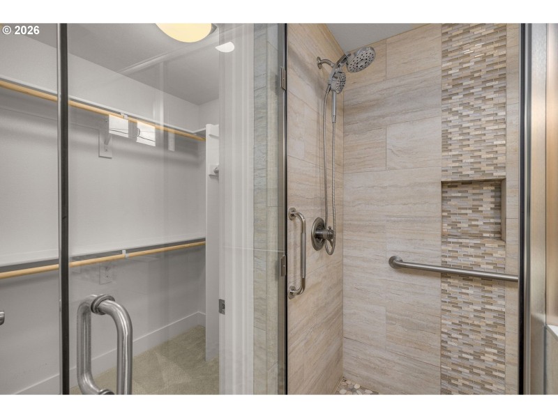 Owner's Suite Bathroom