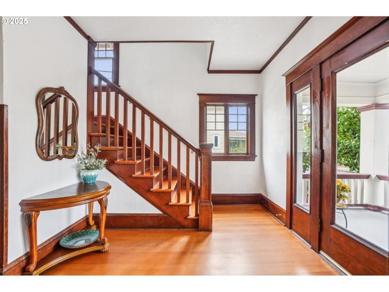 Entrance/Foyer