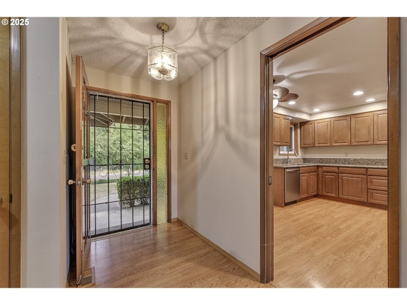 Entrance/Foyer