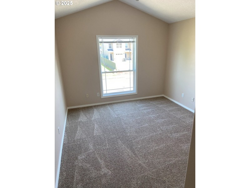 Bedroom, Primary