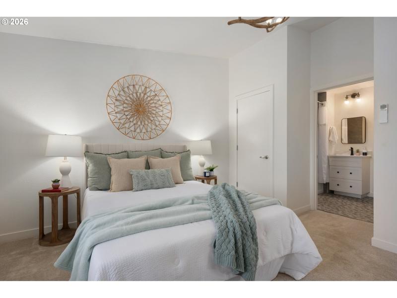 Bedroom, Owner's Suite